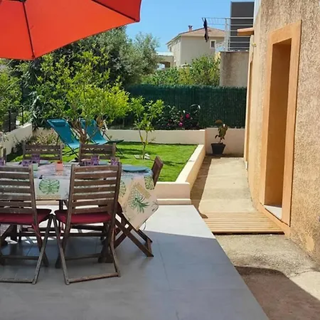 Rez De Neuf 6 Personnes, Jardin, Piscine * ביגוגליה
