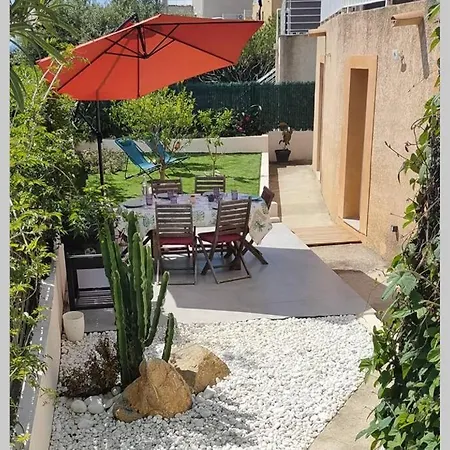 Rez De Neuf 6 Personnes, Jardin, Piscine בית נופש *